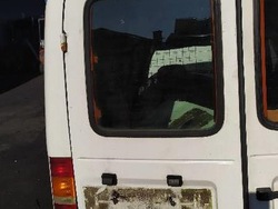 Двері багажника лівий зад ford courier i 1 фото №1