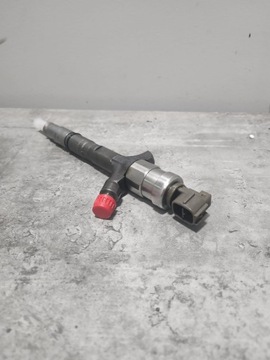 Инжектор denso 23670-27020 toyota 2.0 d4d фото №1