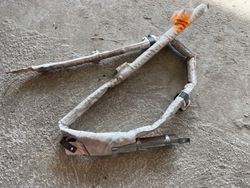 Шторка левая audi q3 8u 2011-2018 год 8u0880741d фото №1