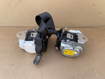 Ремені безпеки зад skoda octavia iv sedan 5e6857805b оригінал kpl фото №1