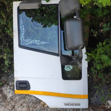 Дверь правый перед iveco eurocargo фото №1