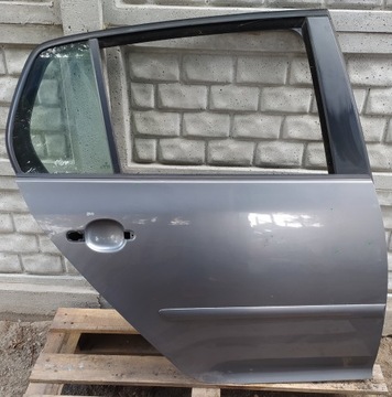 Двері зад правий vw golf v 1k0 03-09 5d hb 5/5 pń фото №1