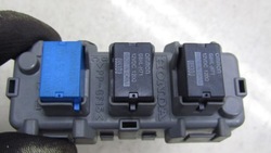 Honda cr-v iv 2.2 коробка запобіжників 12-16 фото №1