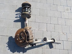 X-trail t30 2.2 dci поворотна опора амортизатор праві фото №1