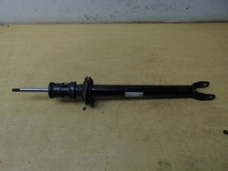Амортизатор лівий праві перед mercedes w206 фото №1