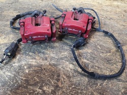 Alfa romeo stelvio q4 супорт гальмівний лівий праві зад фото №1