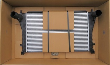 Интеркулер vw passat b8 2014 - 2020 фото №1