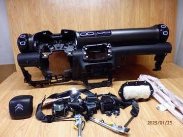 Панель консоль подушки citroen c3 aircross. оригінал фото №1