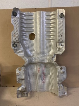 Audi q3 83a захист термічна 5qa825613e фото №1