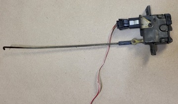 Замок задньої кришки багажника зад штекер bmw 5 e34 sedan оригінальний номер фото №1