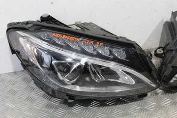 Лампа права правий перед led c-klasa w205 a2059062604 фото №1