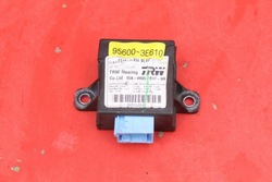 Блок керування модуль центрального замка 95600-3e610 kia sorento 1 i 02-06 фото №1