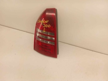 Лампа левая зад chrysler 300c 05-11 фото №1