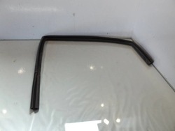 Aveo t250 sedan прокладка дверь левый зад фото №1