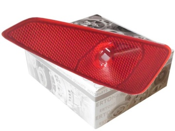 Відбивач світло відбивні p ford focus mk4 iv sdn фото №1