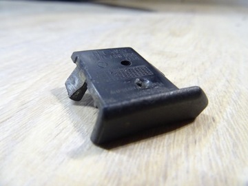 Заглушка завершение планки chromowej бампера vw passat 3g0807185 фото №1