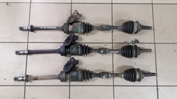 Mazda premacy дизель полуось правая комплектная фото №1