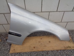 Mercedes c клас w203 крило праві фото №1