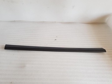 Vw passat b8 планка дверь левый перед 3g0854939 фото №1