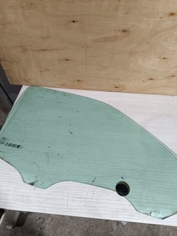 Land rover freelander 1 i рестайлинг 00- 3d стекло правая перед фото №1