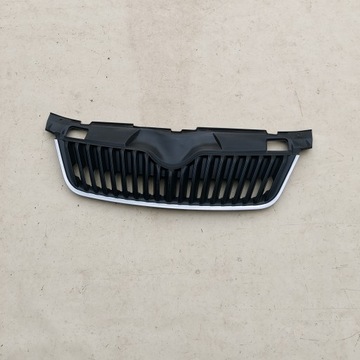 Решётка радиатора решётка skoda fabia ii рестайлинг 10-14 5j0853668c фото №1