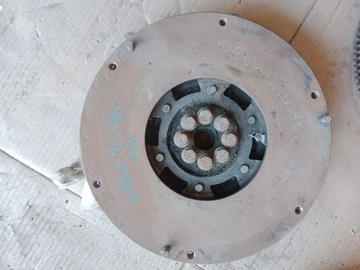 Колесо двомасовий iveco 3.0 hpi 504129663 фото №1