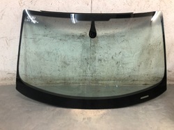 Audi q3 8u 11-18 скло передня лобове 2023 фото №1