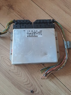 Блок управления двигателя mercedes w 210 0155457632 фото №1