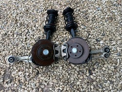 Mercedes w204 підвішування поворотна опора амортизатор лівий фото №1