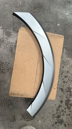 Hyundai ioniq 5 2021-планка na крыло левая задняя фото №1