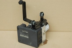 Насос abs dstc volvo v50 s40 ii c30 c70 30672504a фото №1