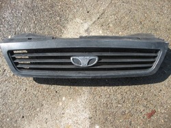Решітка решітка радіатора перед daewoo nexia 95ab8200ab фото №1