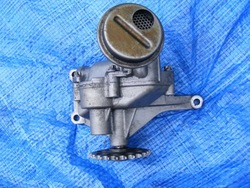 Насос масла sprinter vito r1121810020 6061810801 фото №1