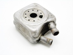 Радиаторов масла 1.8 20v passat audi a4 b5 a6 c4 фото №1