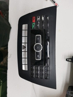 Радіо cd mercedes c-klasa w204 рестайлінг a2049001813 фото №1