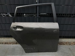 Toyota verso правые дверь зад задние задние 2009-2018 фото №1