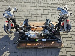 Tesla y 2025 juniper performance підвішування підрамник поворотна опора перед awd фото №1