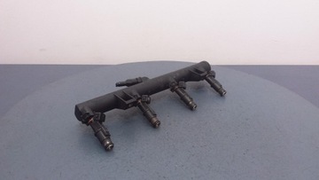 Peugeot 407 i 2.2b планка подаюча форсунки 01f004a 9628084680 фото №1