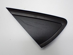 Треугольник защита крыльев правая 6r0853274a vw polo v 6r 6c 16r фото №1