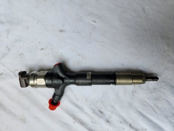 Інжектор форсунка 23670-0l010 denso toyota hilux фото №1