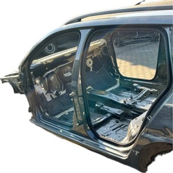 Skoda octavia 3 универсал рестайлинг левая четверть порог 5e5809602c 5e5809601c фото №1