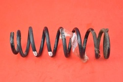 Пружина зад задняя toyota corolla verso 2 ii 2.0 d-4d 116 km 01-06 фото №1