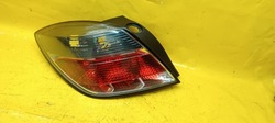 Лампа зад левая opel astra h iii gtc 3d 24451832 04-11r . фото №1