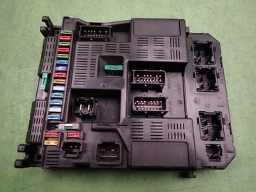 Модуль bsi peugeot 307 1.6 b 01r 9636760580e 9644098280 фото №1