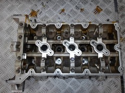 Головка hyundai santa fe ii 3.3 v6 g6db 22111-3c210 фото №1