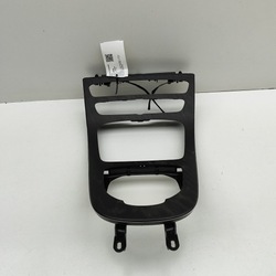 Mercedes-benz e w213 2016 елементи тунелю середнього фото №1