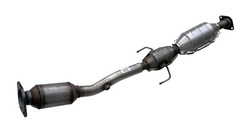 Катализатор toyota auris 1.6i 16v 03/2007- фото №1