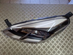 Лампа ліва передня ford fiesta mk8 2017r- фото №1