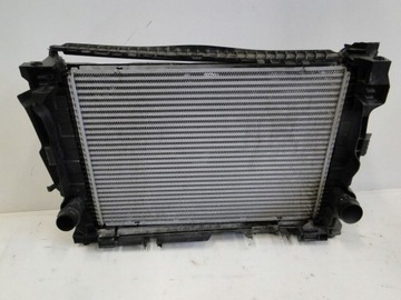 Mercedes c класс w205 интеркулер a0995002400 фото №1