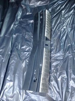 Hyundai tucson iv защита ремня зад хром фото №1